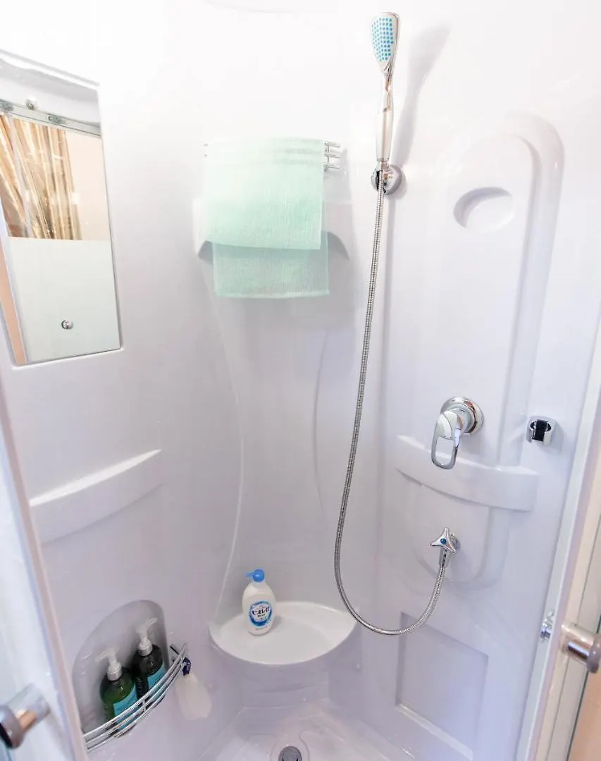 Apartament Yokohamakannai Housebar Jokohama